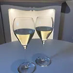 Апартаменты Bright Elegance - Motta