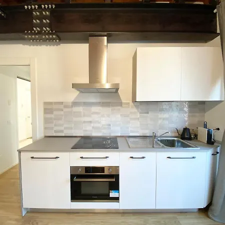 Bright Elegance - Motta Apartamento Como